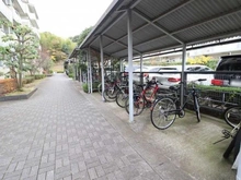 【神奈川県/横浜市青葉区奈良】ヴェルディール奈良 4号棟 駐輪場