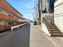 【神奈川県/川崎市宮前区西野川】スターハイツ梶ヶ谷 前面道路：大規模修繕工事実施中
