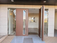 【東京都/稲城市大丸】クリオ南多摩 エントランス