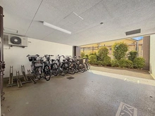 【東京都/稲城市大丸】クリオ南多摩 駐輪場