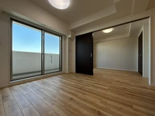 【神奈川県/横浜市都筑区池辺町】クオス鴨居IIレジデンシャルステージ LDK：奥：洋室