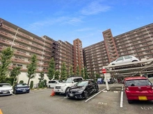 【東京都/調布市染地】ライオンズマンション調布 D棟 外観