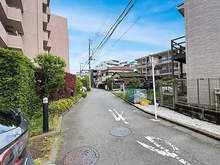 【神奈川県/川崎市高津区溝口】クリオ溝の口壱番館 前面道路