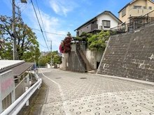 【神奈川県/横浜市緑区鴨居】横浜東本郷マンション 前面道路