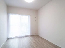 【神奈川県/川崎市宮前区有馬】ファミール鷺沼 洋室