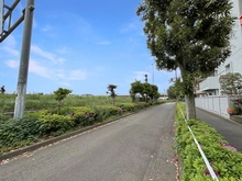 【神奈川県/川崎市高津区北見方】角栄多摩川ハイホーム 前面道路