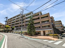 【神奈川県/川崎市高津区梶ケ谷】マレヴィラージュ梶ケ谷 外観