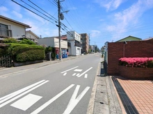 【神奈川県/川崎市高津区末長】スペリアル武蔵新城 前面道路