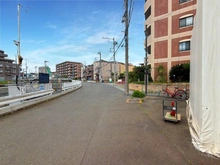 【神奈川県/川崎市高津区久地】コアマンションリバーフロント二子多摩川 前面道路