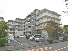 【神奈川県/川崎市宮前区宮前平】イトーピア宮前平マンション 駐車場