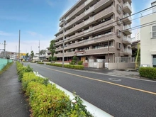 【神奈川県/川崎市高津区下作延】ライオンズマンション久地第二 前面道路