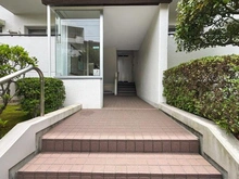 【神奈川県/横浜市青葉区鴨志田町】グリーンヒル鴨志⽥東団地 3号棟 アプローチ