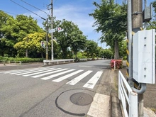 【神奈川県/横浜市青葉区鴨志田町】グリーンヒル鴨志⽥東団地 3号棟 前面道路