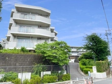 【神奈川県/横浜市鶴見区梶山】リステージ三ッ池公園 外観