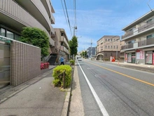 【神奈川県/川崎市高津区梶ケ谷】バースシティー梶ケ谷 1番館 前面道路