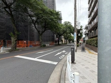 【東京都/国立市富士見台】日商岩井国立マンション 前面道路：大規模修繕工事実施中