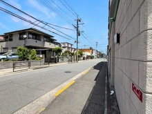 【神奈川県/川崎市高津区千年】ライオンズプラザ武蔵新城 前面道路