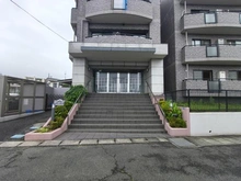 【神奈川県/川崎市宮前区平】フェイム宮前平 アプローチ