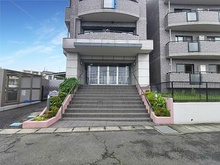 【神奈川県/川崎市宮前区平】フェイム宮前平 アプローチ