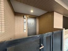 【神奈川県/川崎市高津区久本】クレッセント溝の口III ポーチ