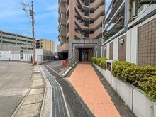 【神奈川県/川崎市高津区坂戸】グランイーグル溝の口 アプローチ