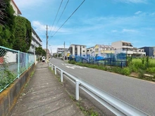 【神奈川県/川崎市中原区下小田中】グリーンハイツ小田中 前面道路