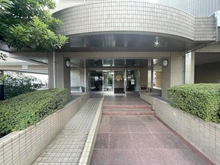 【神奈川県/川崎市宮前区野川台】ベルググランデ鷺沼 アプローチ