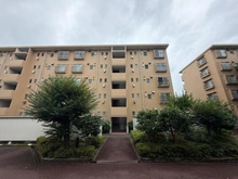【神奈川県/川崎市宮前区宮前平】宮前平アベリア 4号棟 アプローチ