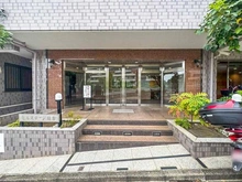 【神奈川県/川崎市高津区蟹ケ谷】ヒルステージ日吉 アプローチ