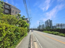 【神奈川県/川崎市幸区鹿島田】ナイスエスアリーナ新川崎 前面道路