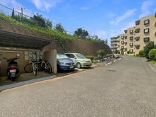 【神奈川県/横浜市都筑区佐江戸町】藤和ライブタウン中山 1号棟 駐車場