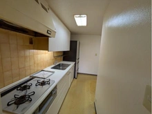 【神奈川県/横浜市鶴見区朝日町】パークハイツ鶴見 キッチン：家具調度品は価格に含まれません