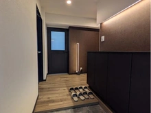 【神奈川県/横浜市青葉区荏田北】東急ドエル江田ロビニア 玄関