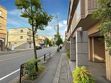 【神奈川県/川崎市高津区梶ケ谷】プランドール梶ヶ谷 前面道路