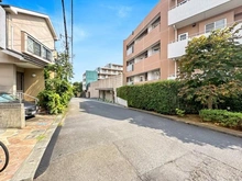 【神奈川県/川崎市宮前区土橋】ルネサンス宮前ハーモニープレイス 前面道路