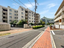 【神奈川県/横浜市青葉区市ケ尾町】西市ヶ尾ドエリング B棟 前面道路