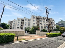 【神奈川県/横浜市青葉区市ケ尾町】西市ヶ尾ドエリング B棟 外観