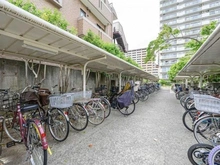 【神奈川県/横浜市鶴見区市場上町】コープ野村バードウッド鶴見 参番館 駐輪場