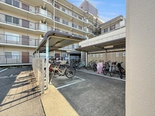 【神奈川県/川崎市高津区新作】高津スカイハイツ 駐輪場