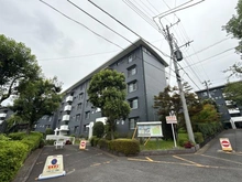 【神奈川県/横浜市青葉区すすき野】すすきの第2団地第1住宅 8-14号棟 外観