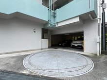 【神奈川県/川崎市高津区二子】イクシア高津 駐車場