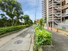 【神奈川県/川崎市高津区北見方】ヴィルクレール二子多摩川 前面道路