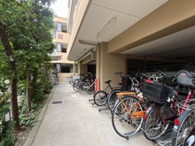 【神奈川県/川崎市高津区宇奈根】サンクタス高津 駐輪場
