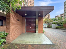 【神奈川県/横浜市都筑区茅ケ崎東】港北ニュータウンイオ 6番館 アプローチ