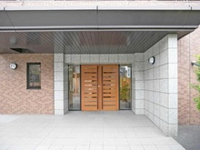 【神奈川県/川崎市高津区下野毛】メイツ武蔵新城 エントランス