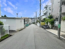 【神奈川県/川崎市宮前区土橋】東急ドエル宮前平ビレジB棟 前面道路