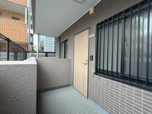 【神奈川県/相模原市中央区矢部】シュペルノーヴァ相模原壱番館 ポーチ