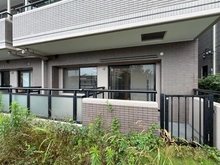 【神奈川県/相模原市中央区矢部】シュペルノーヴァ相模原壱番館 専用庭