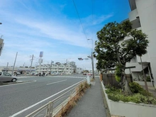 【神奈川県/横浜市鶴見区東寺尾東台】ニックハイム東寺尾第5 前面道路