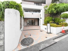 【神奈川県/横浜市鶴見区岸谷】アルカサル岸谷 エントランス
